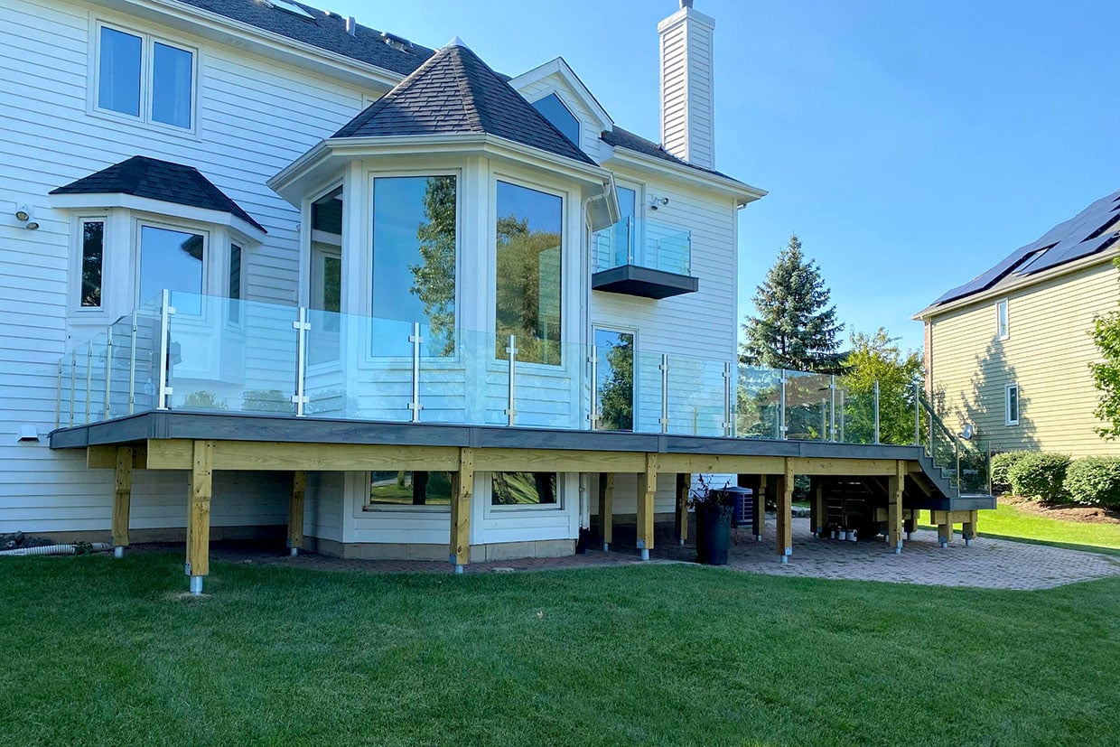 Composite Deck Resurfacing 3