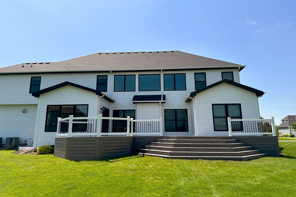 Modern Composite Deck 3