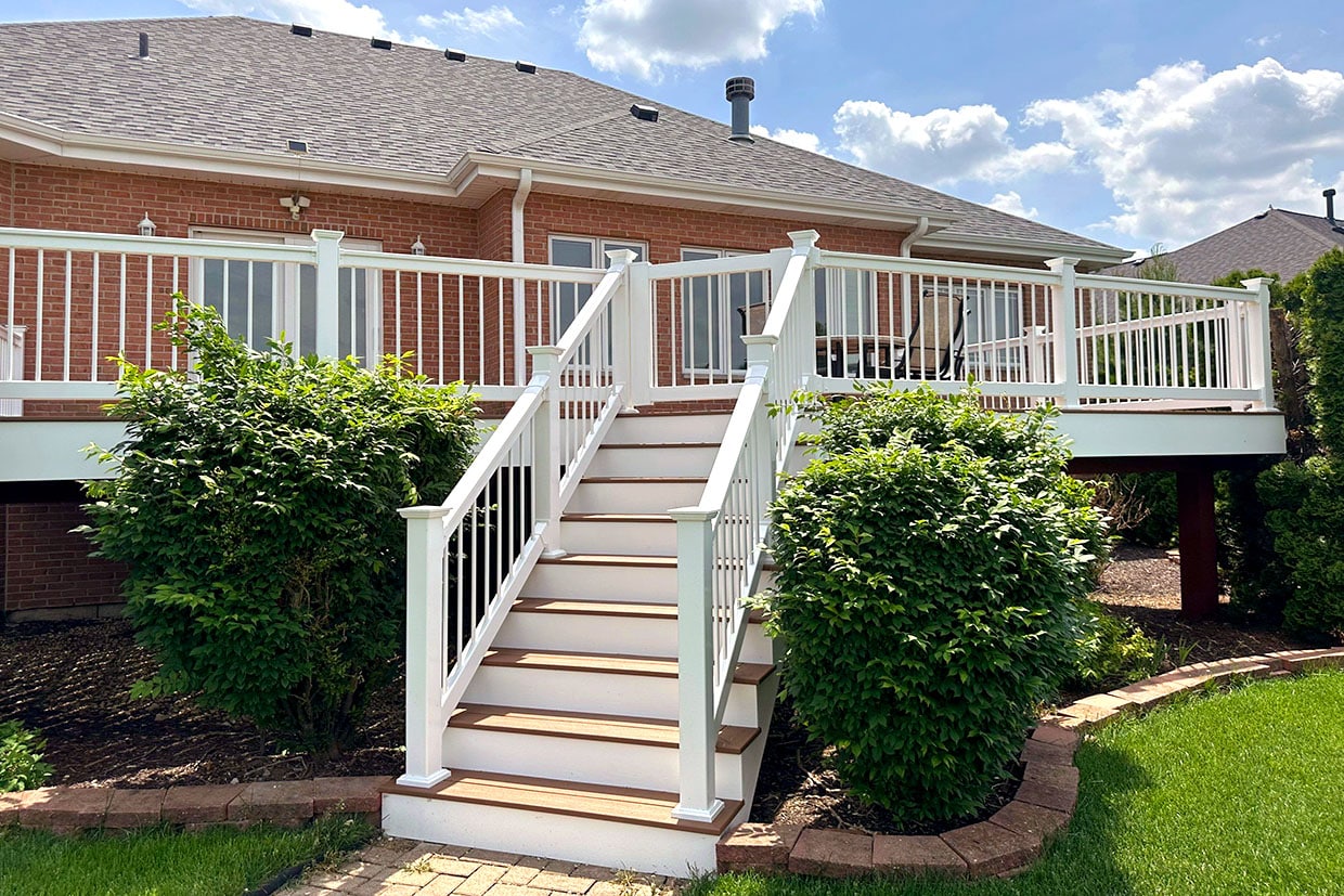 Raised Deck Wih White Accents 1