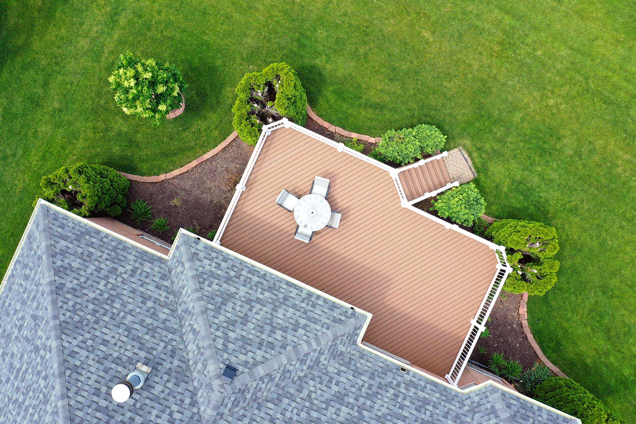 Raised Deck Wih White Accents 2