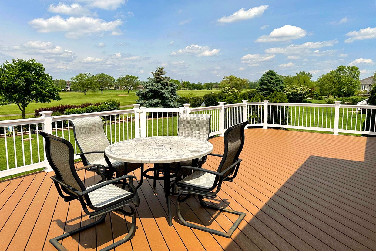 Raised Deck Wih White Accents 7