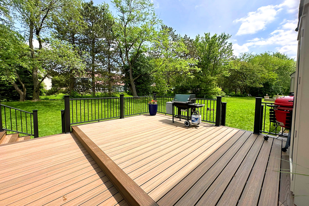Composite Deck With Enclosed Porch 8