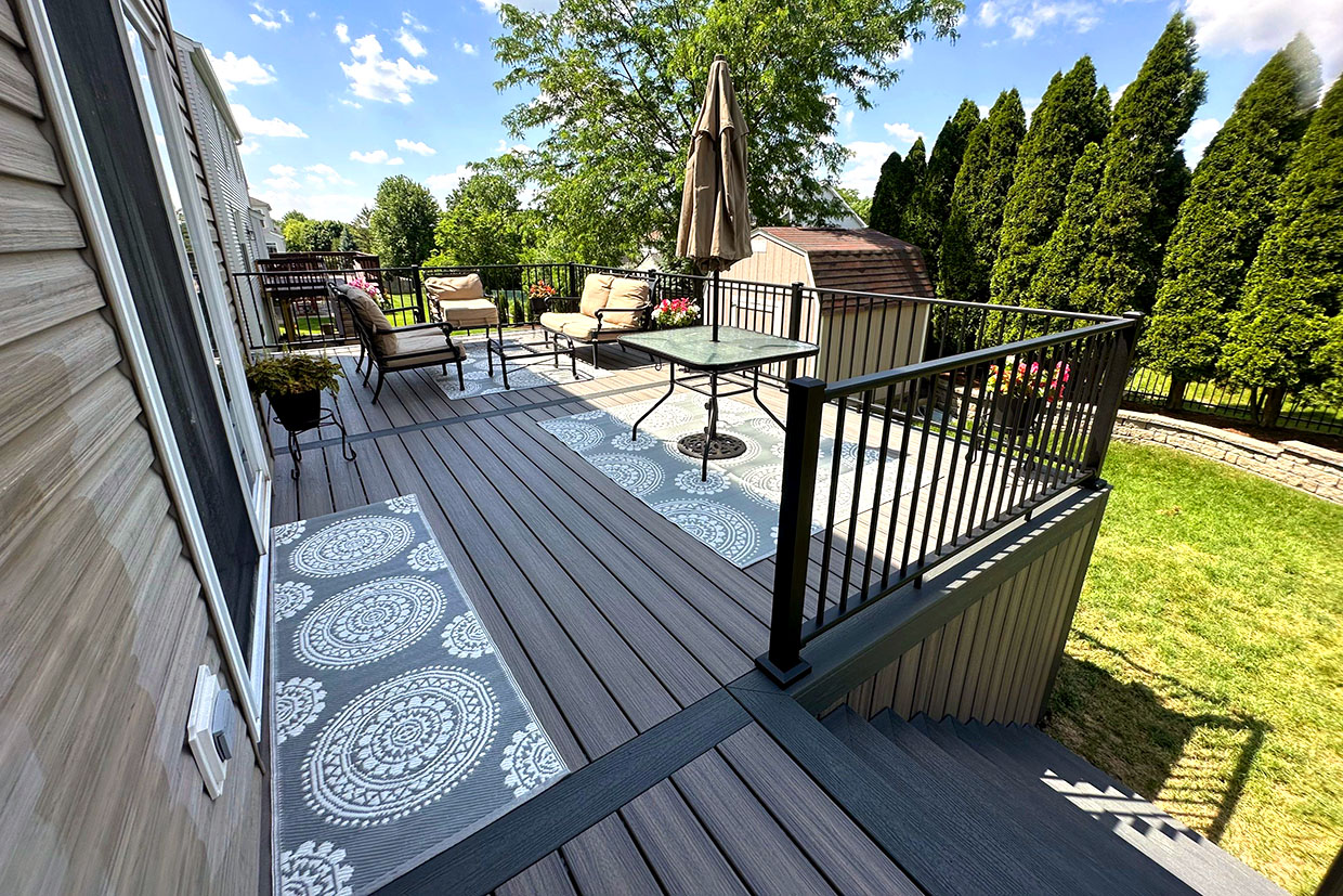 Two-Toned Composite Deck 5