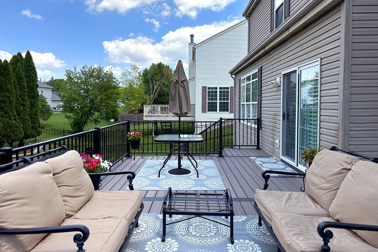 Two-Toned Composite Deck 6
