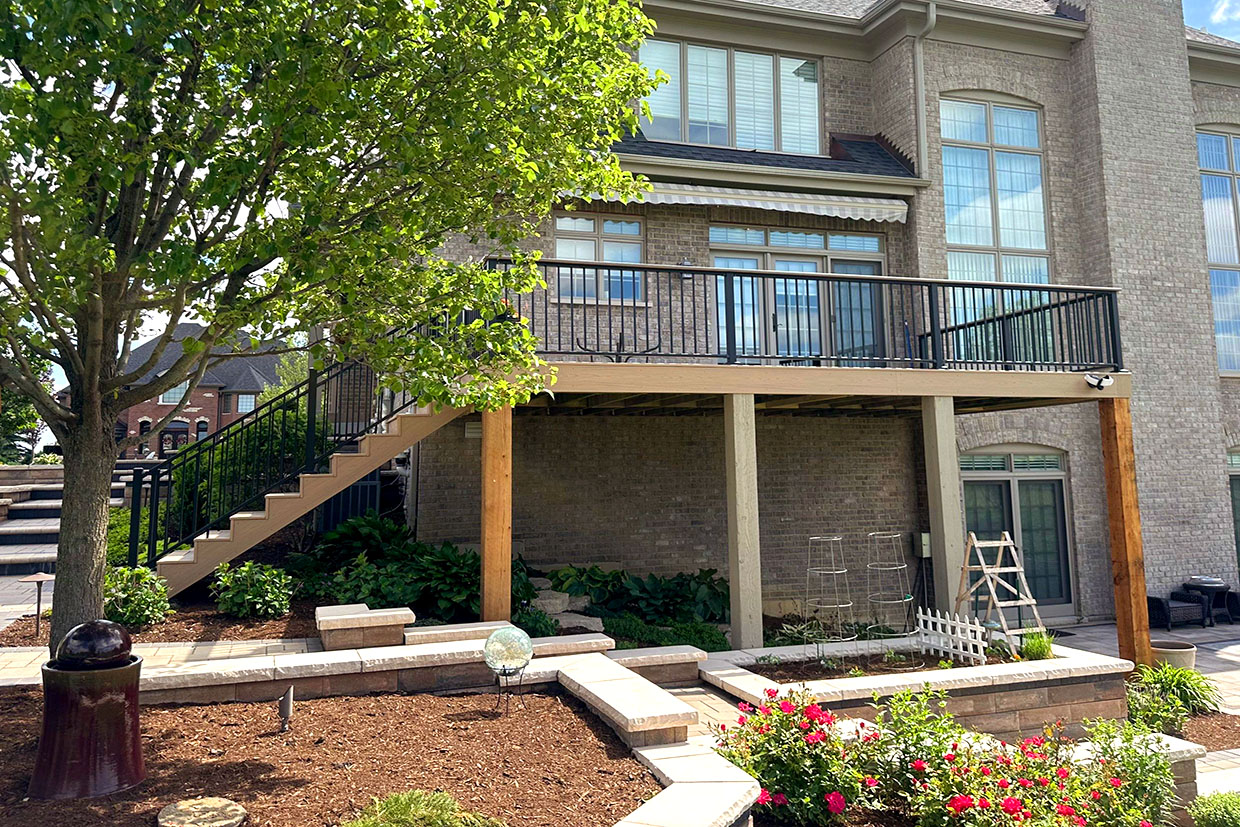 Elevated Deck With Underneath Garden
