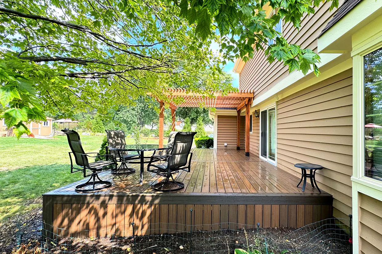 Royal Deck builder Composite Deck Lawrenceville Ga 2