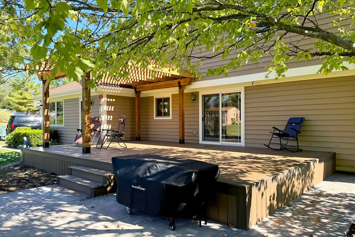 Royal Deck builder Composite Deck Lawrenceville Ga 3