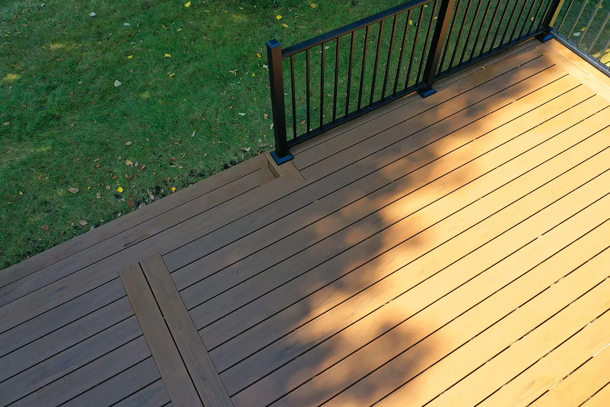 Royal Deck Deck Builders Algonquin 13