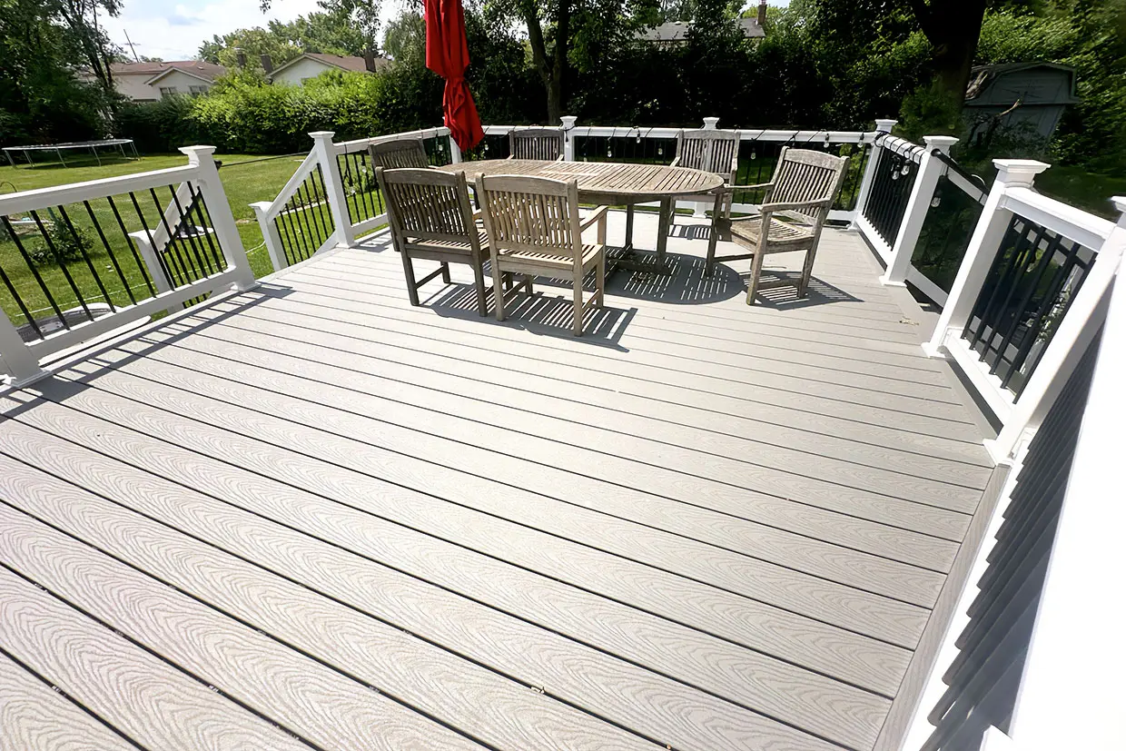 My Royal Deck Arlington Heights 06