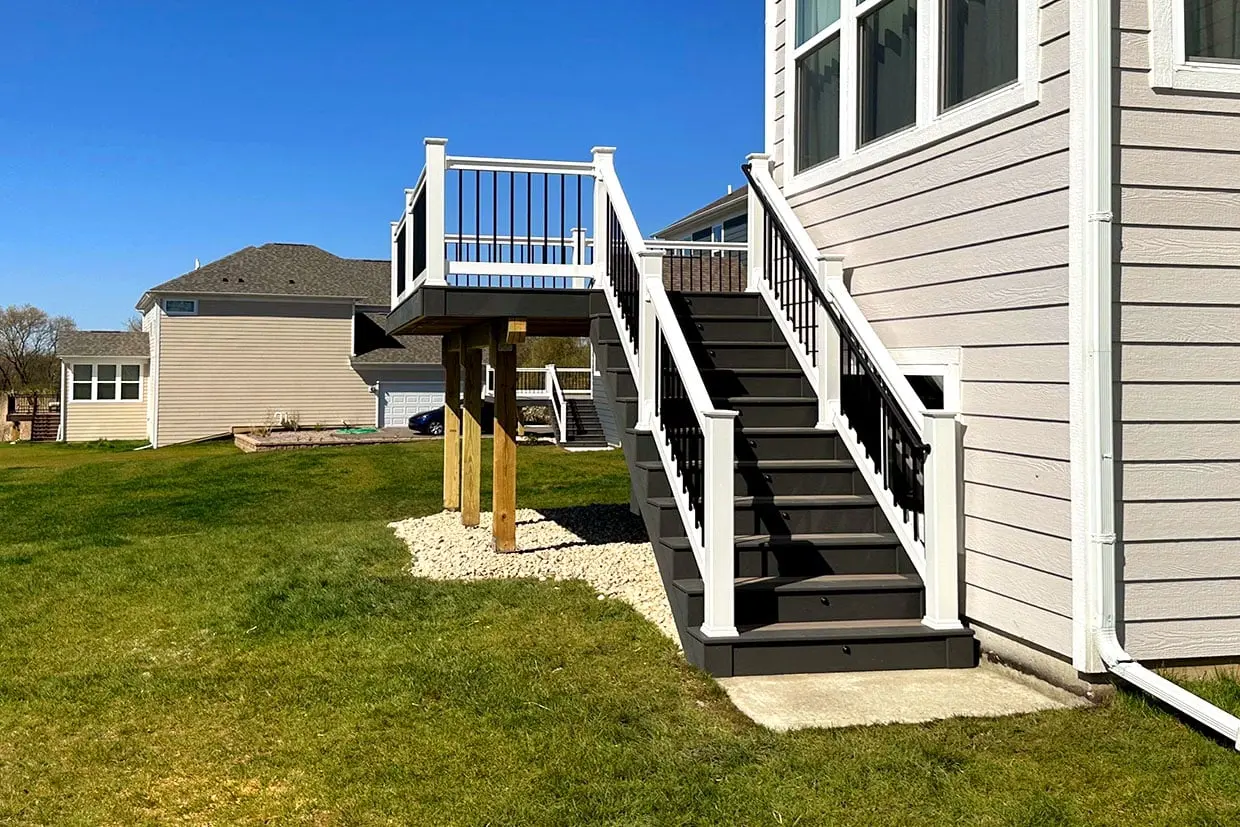 Duluth-01 Deck Resurfacing With High Quality Composite Decking
