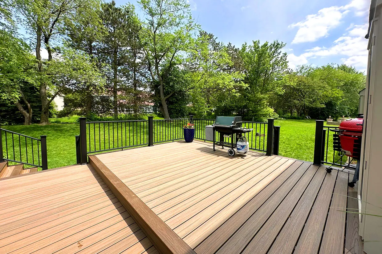 Composite Deck With Enclosed Porch 8