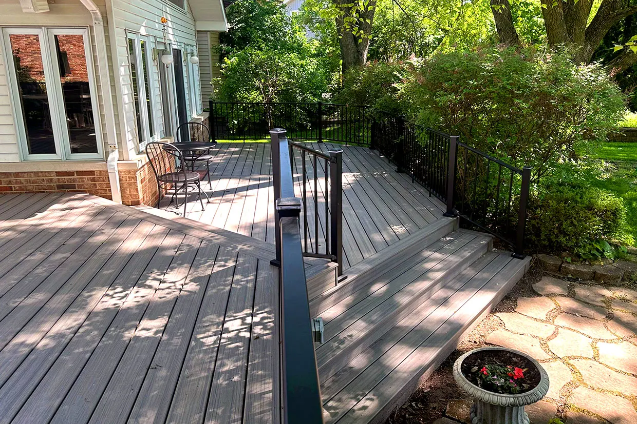 Nature-Loving Deck Design