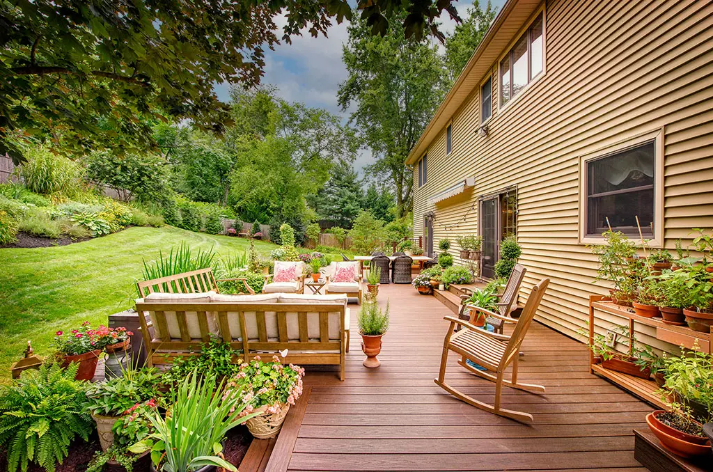 composite deck maintenance tips 1 Royal Deck Composite Deck Care And Maintenance