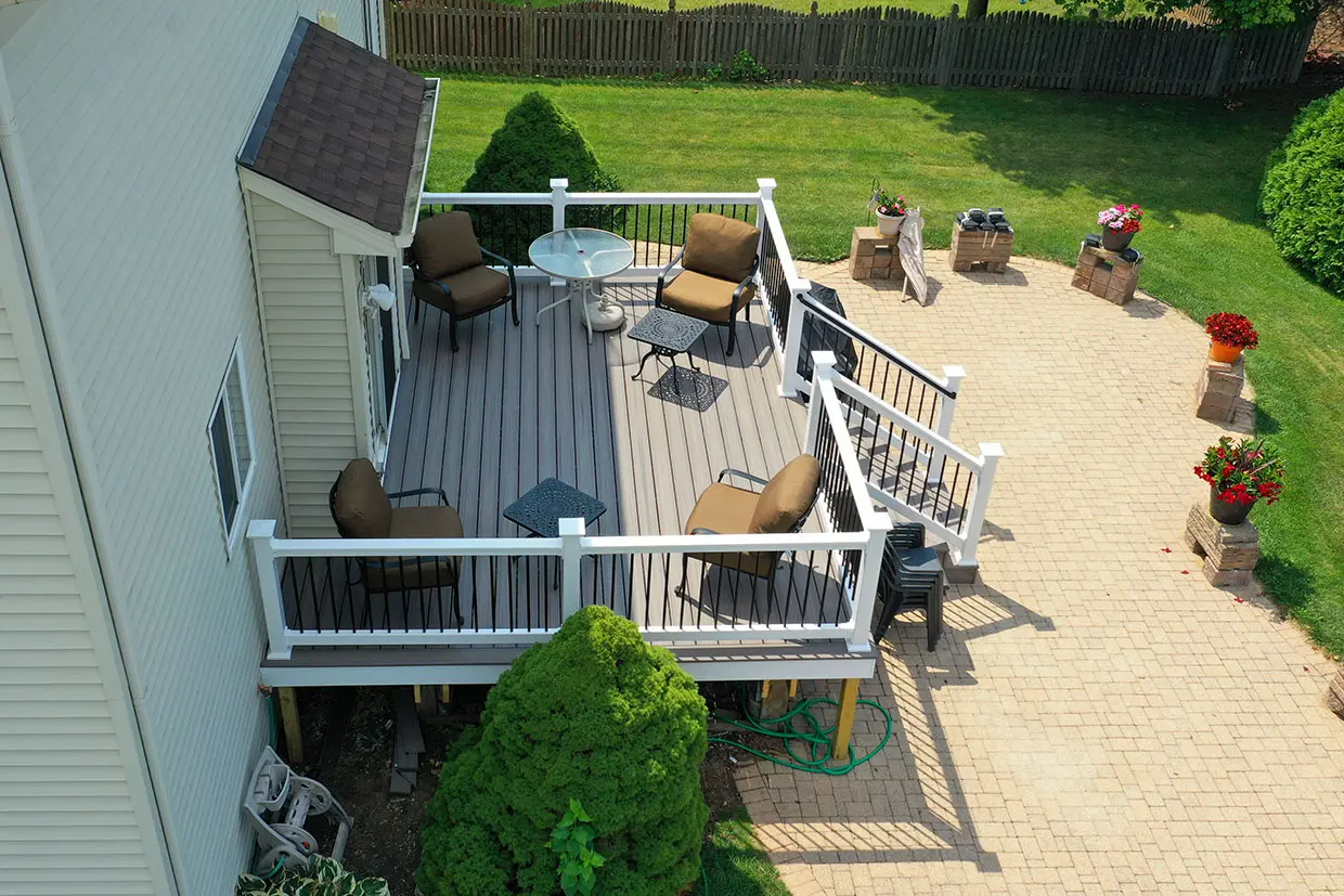 default Deck Builders Carpentersville 11